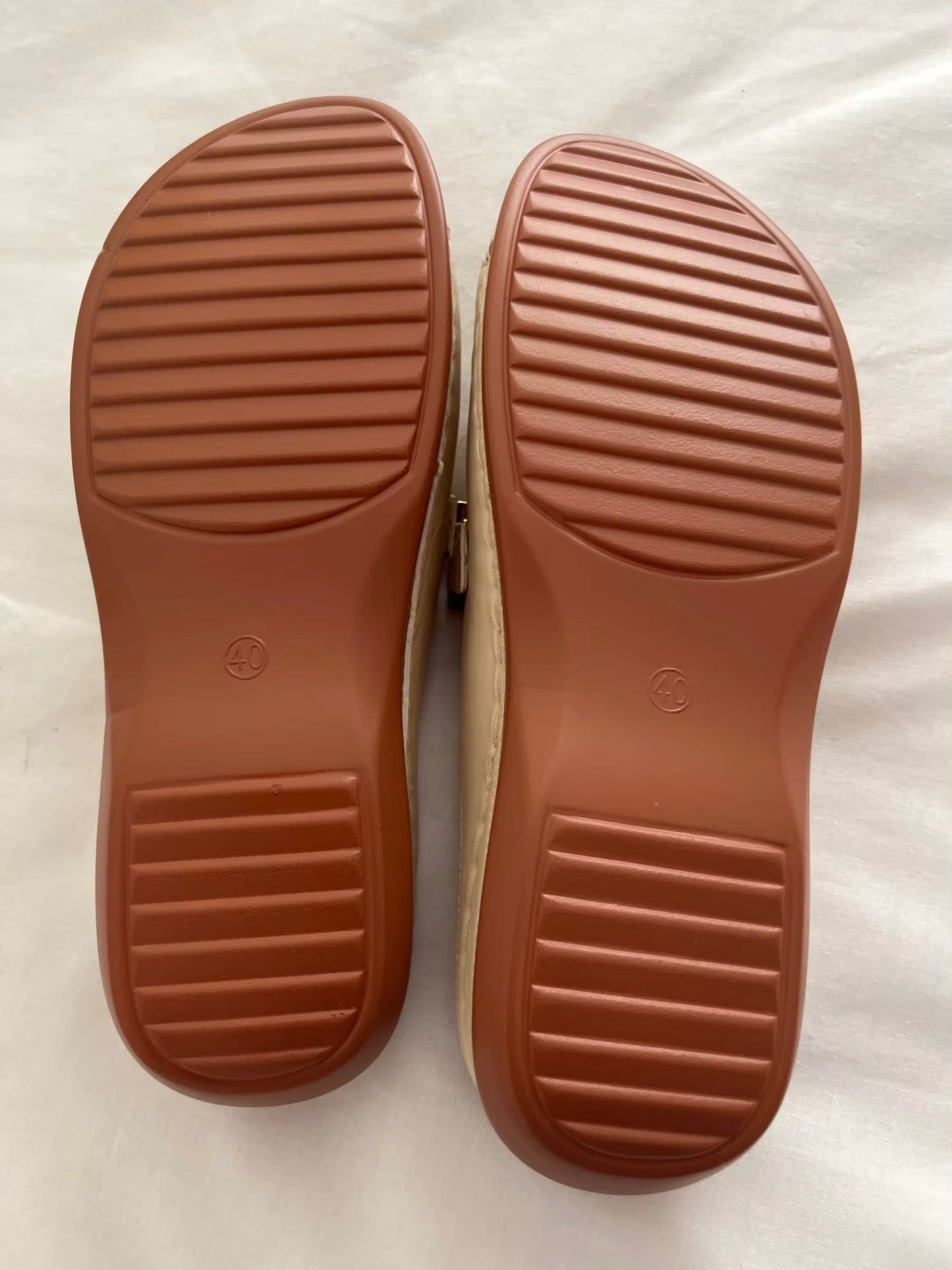 Lola | Mules Planas Mujer Hebilla Metálica