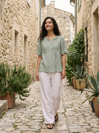 Blusa Verde con Cuello Bordado