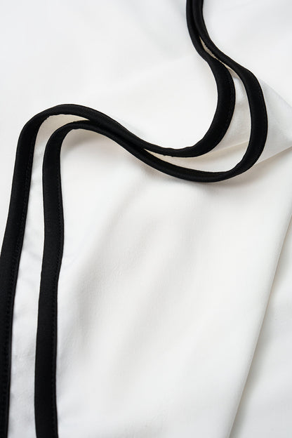 Conjunto Halter Cut-Out y Falda Sirena – Blanco y Negro