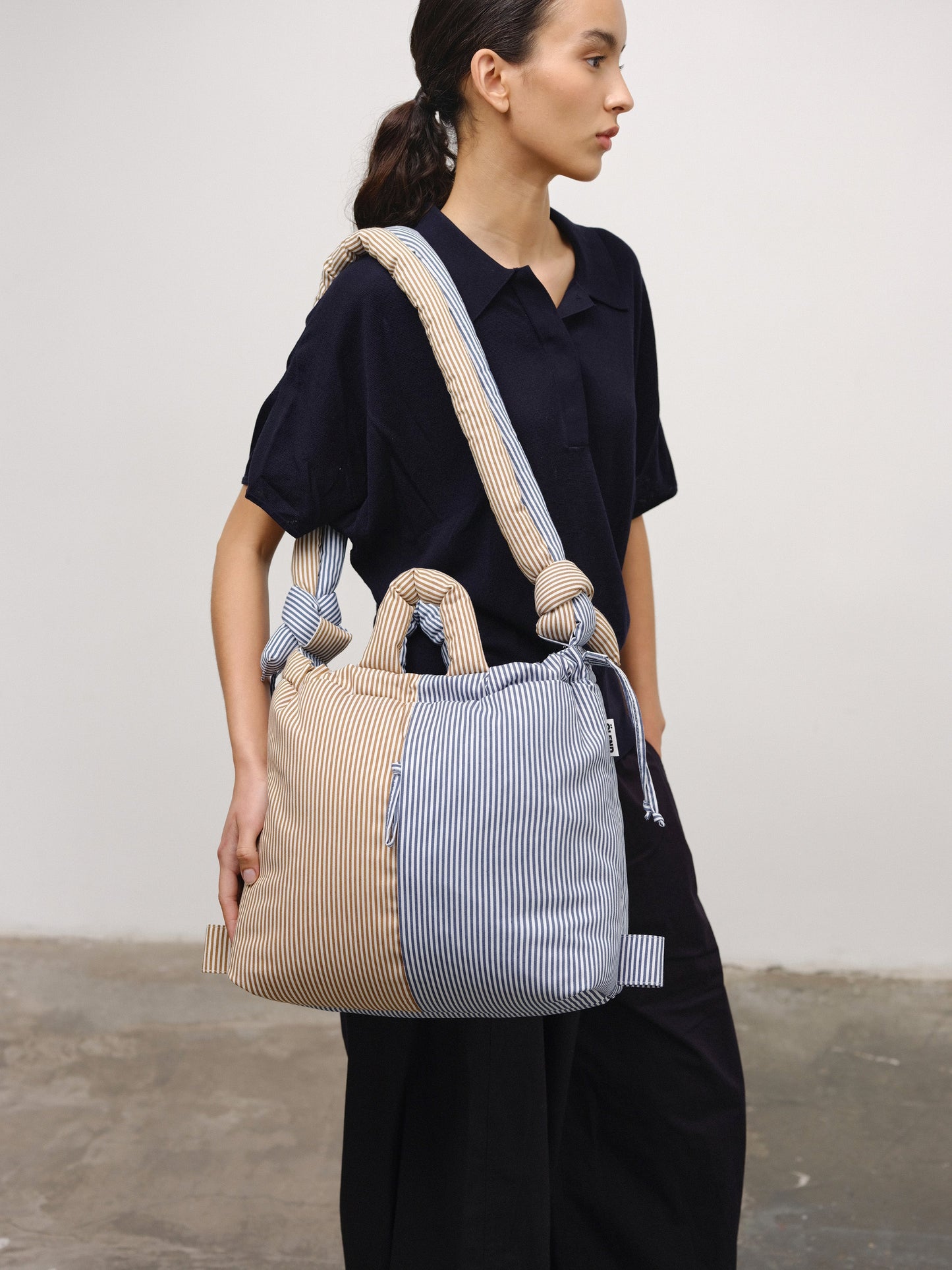 Bolso Nube Klein — Colección Alhaja