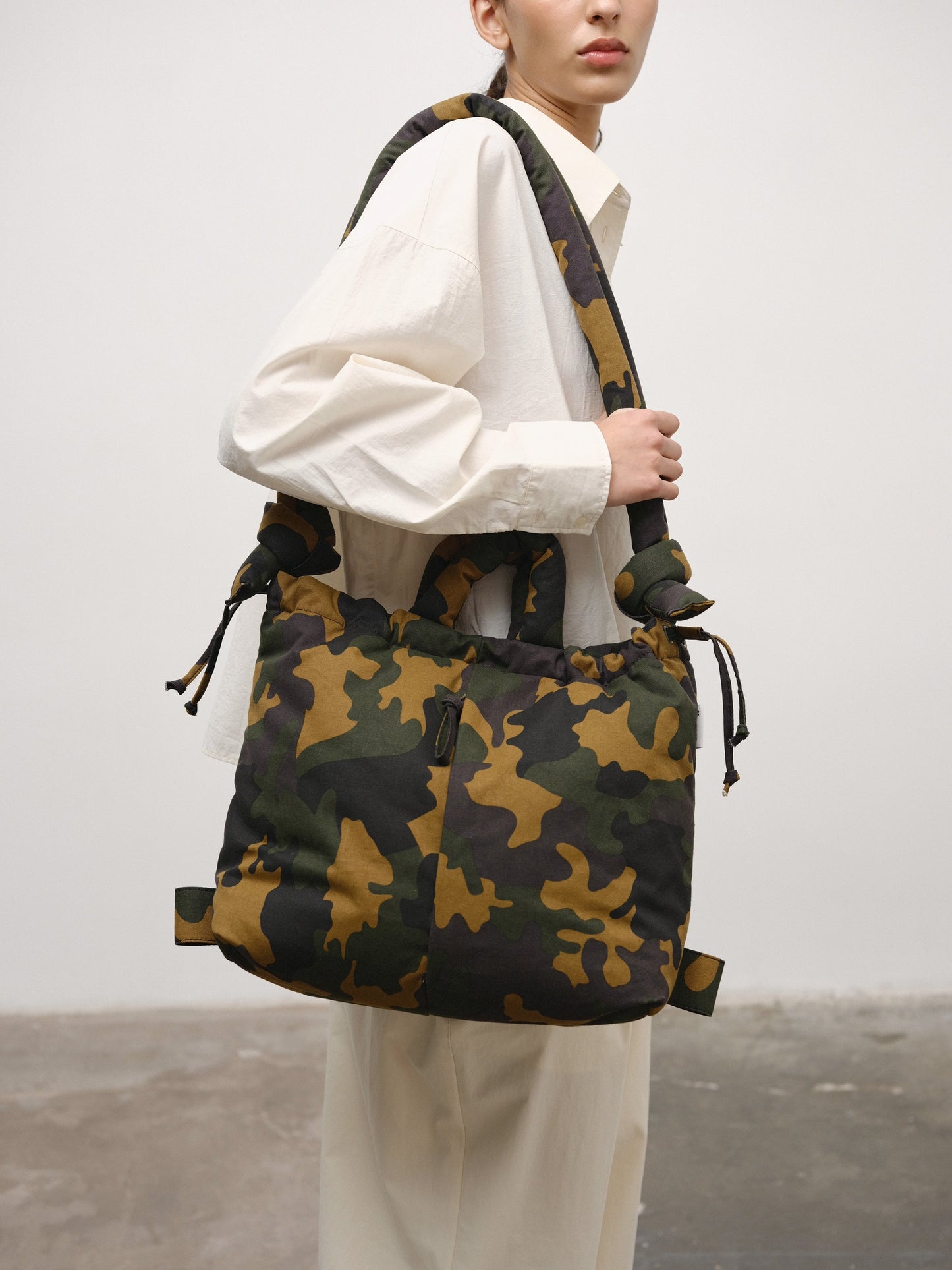 Bolso Nube Klein — Colección Alhaja