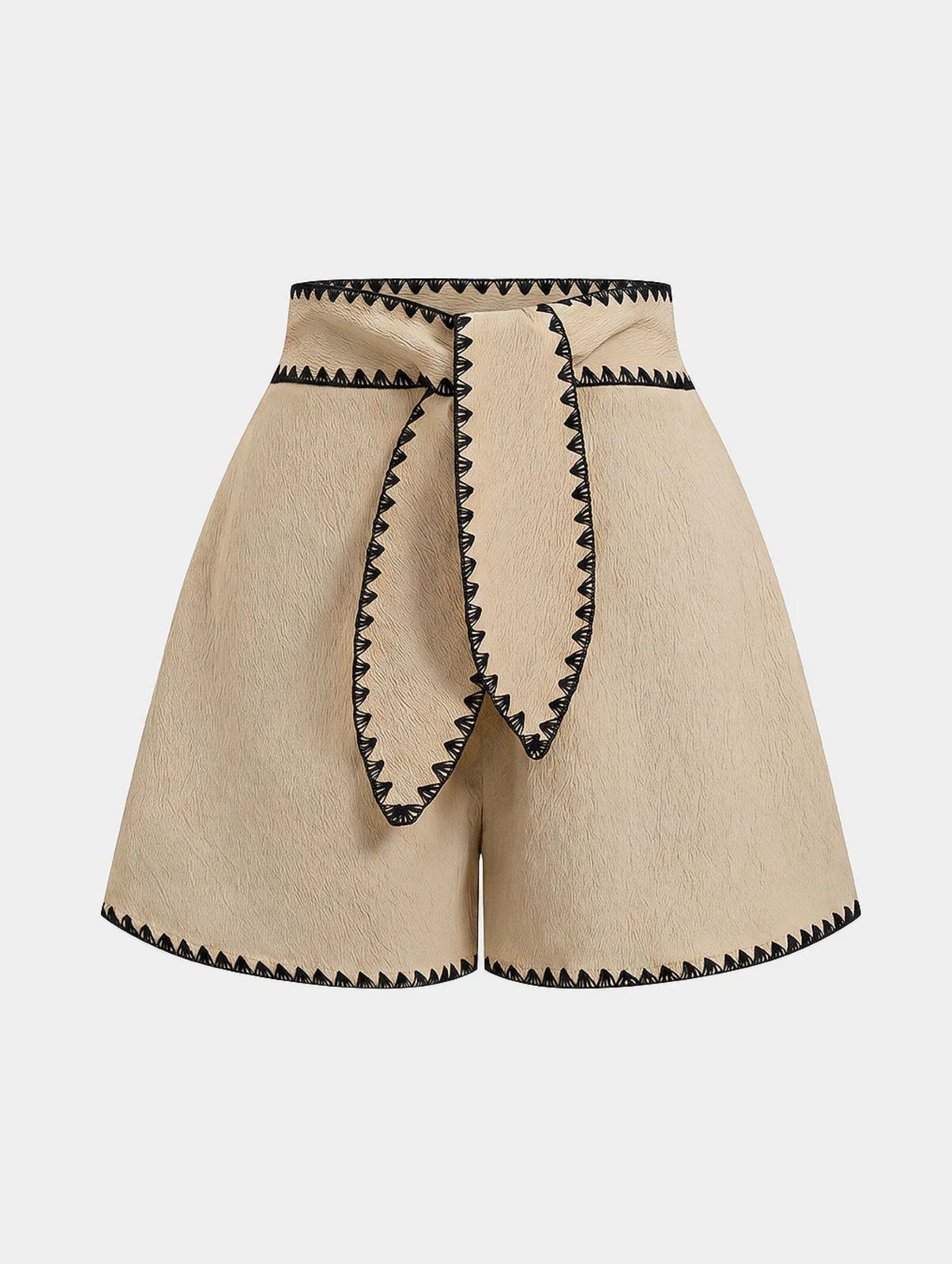 Shorts Beige con Ribete Bordado y Lazo