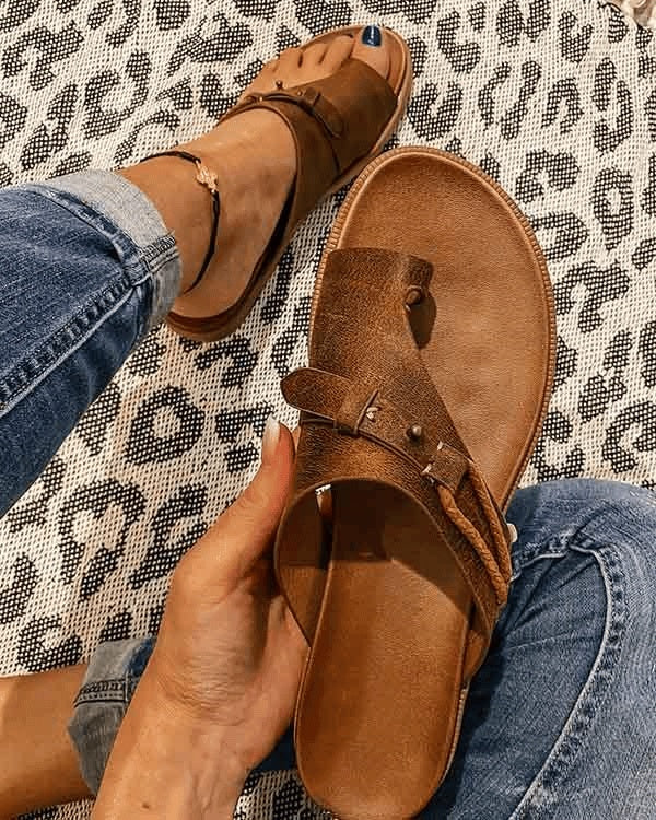 Ainhoa | Sandalias Planas con Hebilla Tipo Birkenstock Mujer