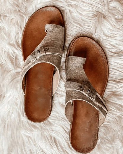 Ainhoa | Sandalias Planas con Hebilla Tipo Birkenstock Mujer