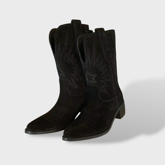 Covadonga | Botas Camperas Mujer de Piel Bordadas Caña Media