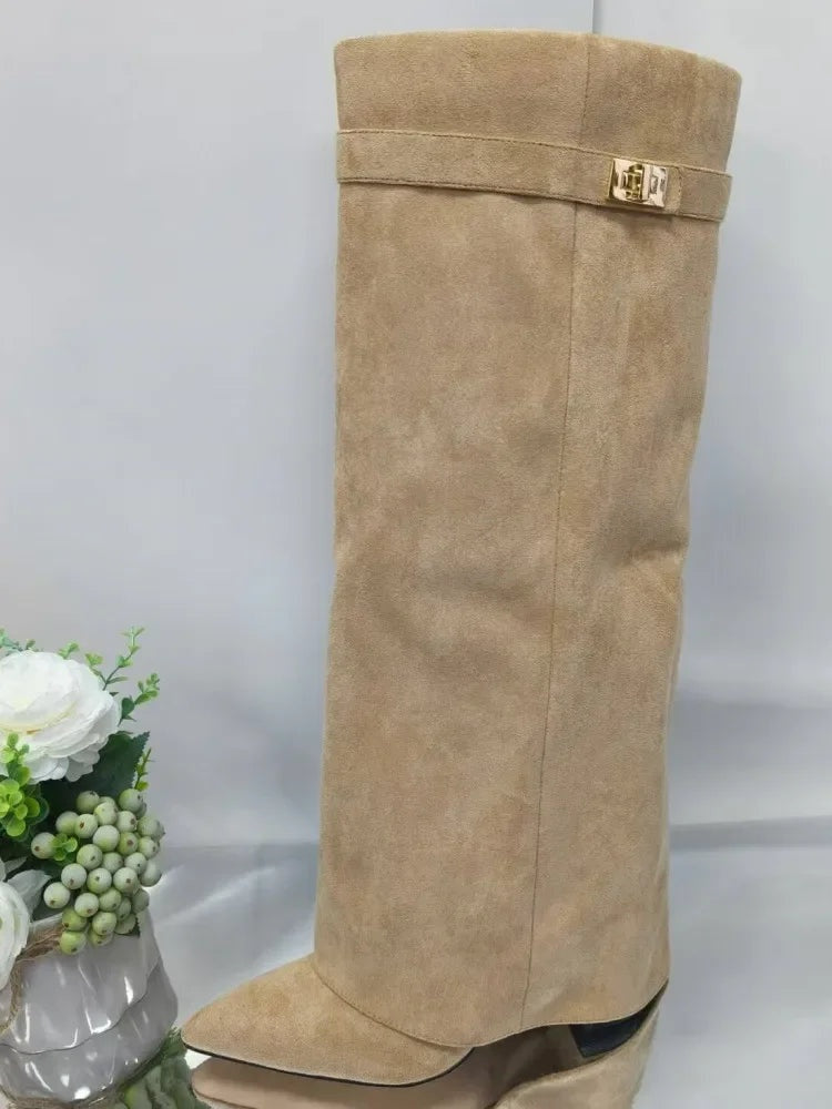 Elvira | Botas Altas de Ante Mujer Caña Alta Hebilla