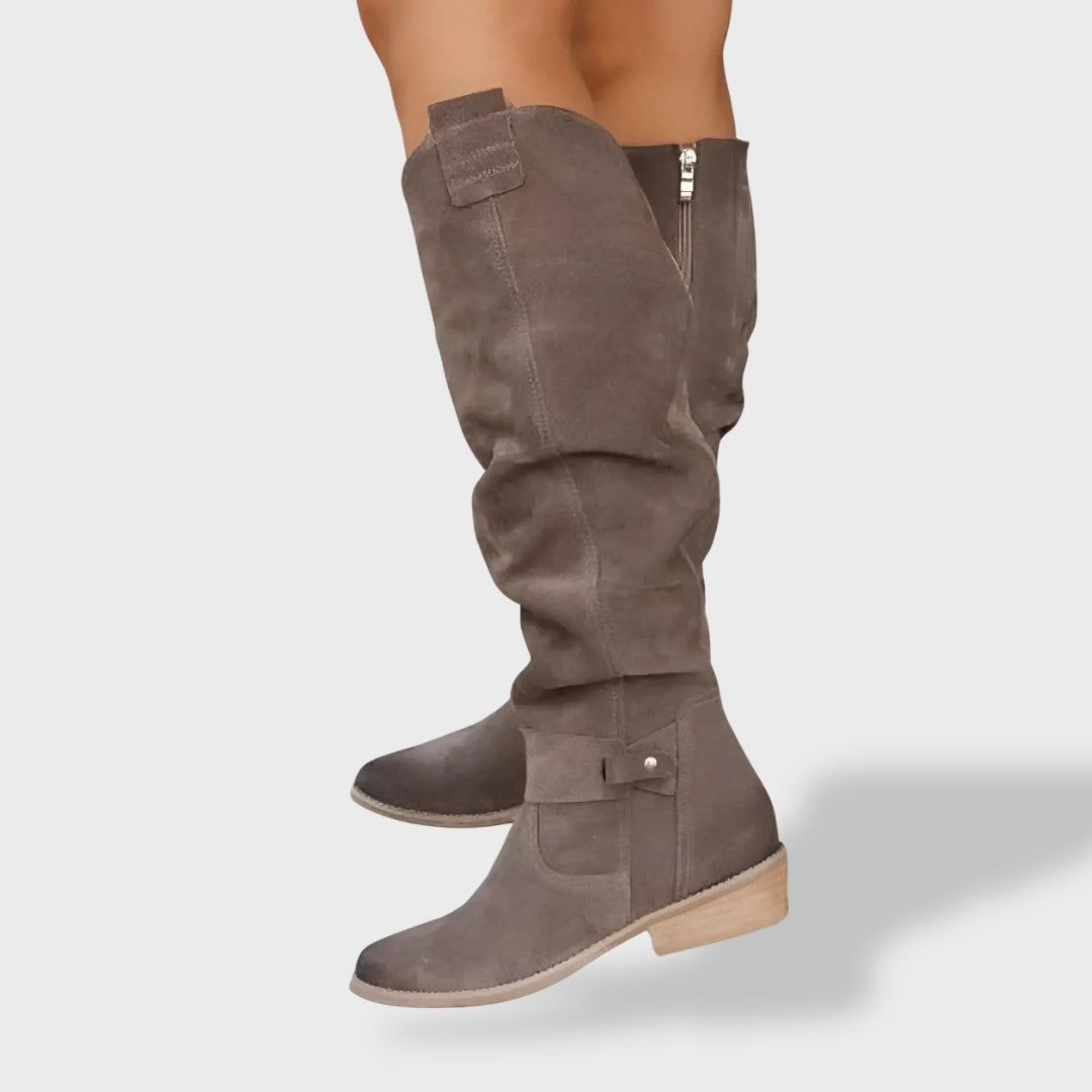 Leire | Botas Camperas Mujer Caña Alta de Ante