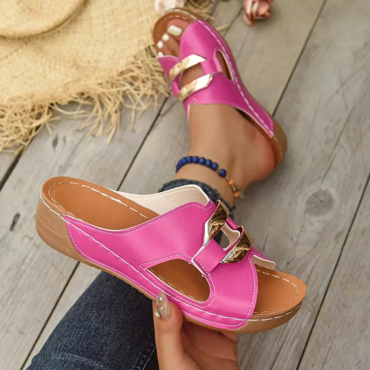 Lidia | Sandalias de Cuña Verano Mujer Slip-On Detalle Dorado