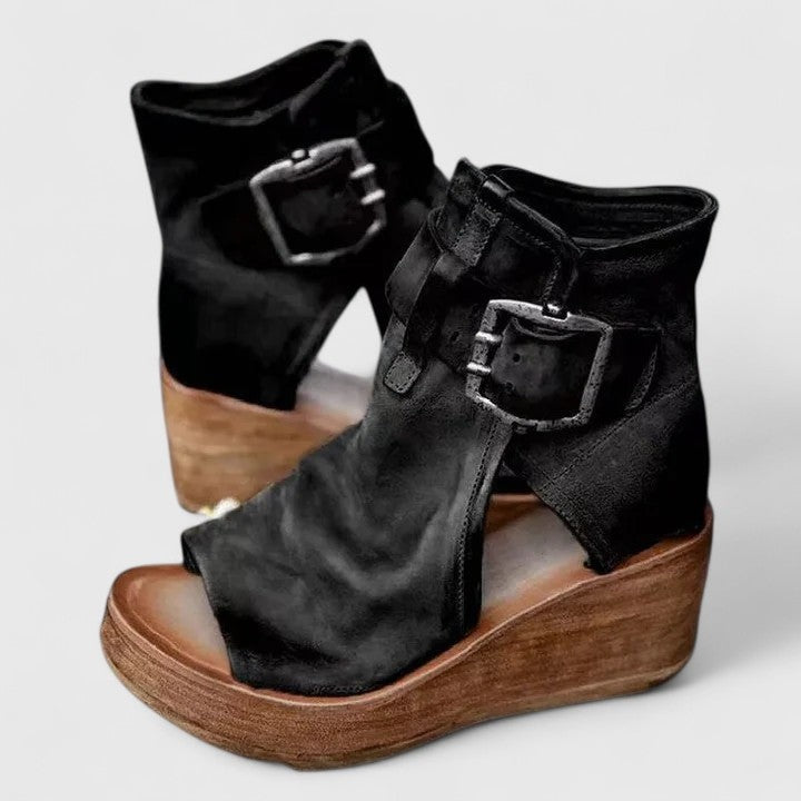 Naia | Botas Camperas Mujer Cuña Piel Hebilla