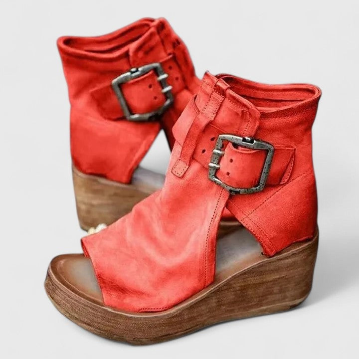 Naia | Botas Camperas Mujer Cuña Piel Hebilla