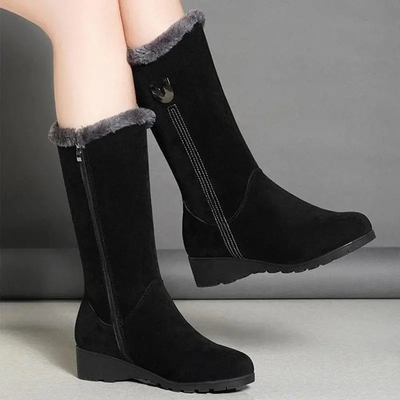 Valeria | Botas Planas de Ante Mujer Forro Interior Caña Media