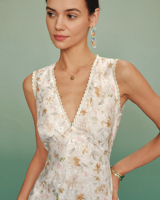 Vestido Corto con Encaje y Escote en V