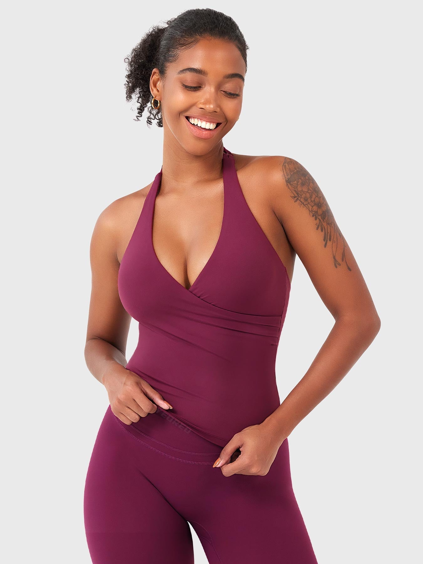 Top Deportivo Cruzado Halter Morado