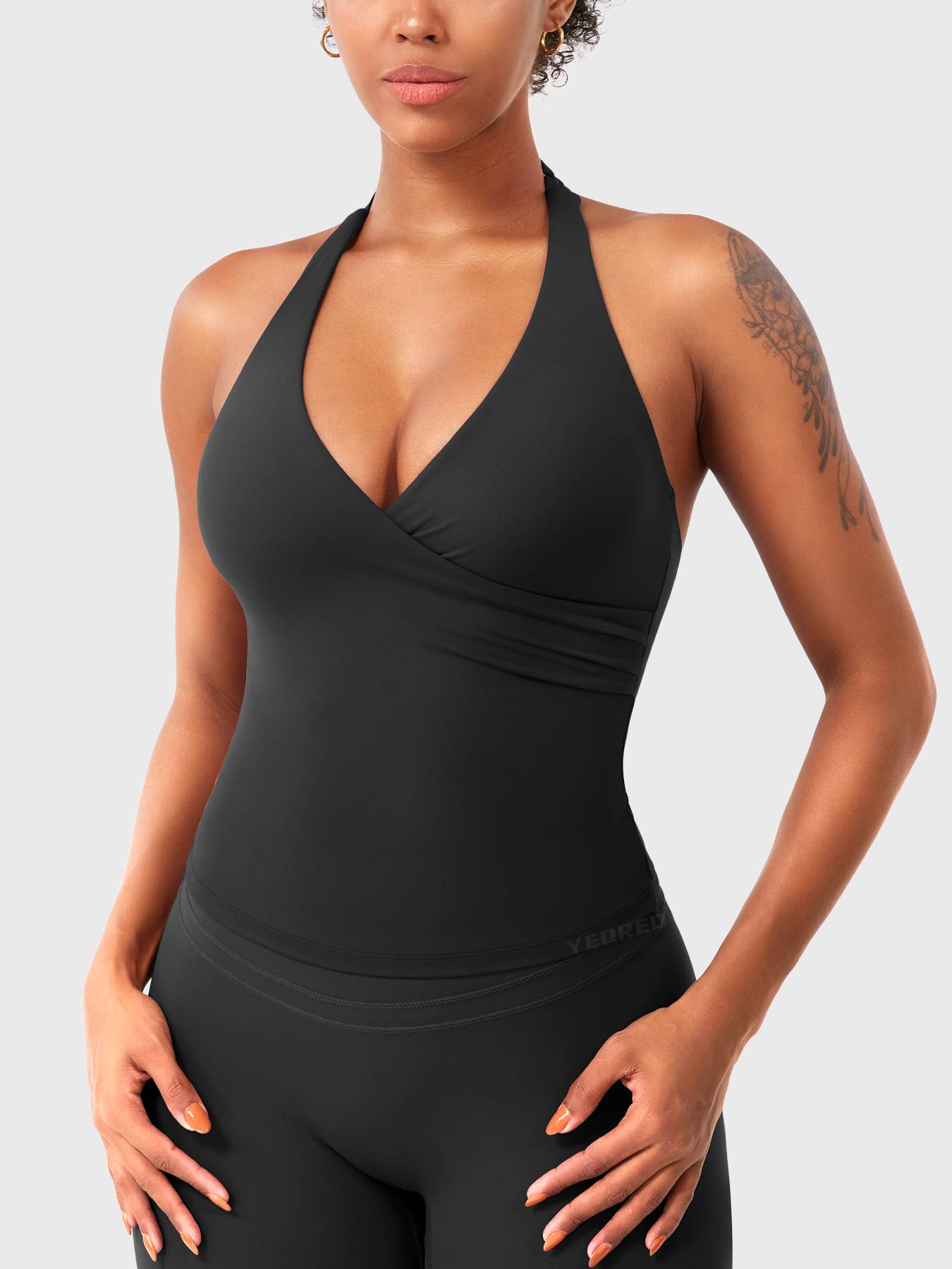 Top Deportivo Cruzado Halter Morado